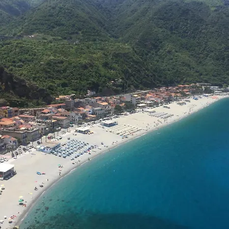 Apartament La Raja Scilla