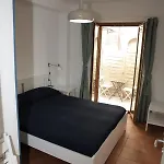 La Raja Apartment *