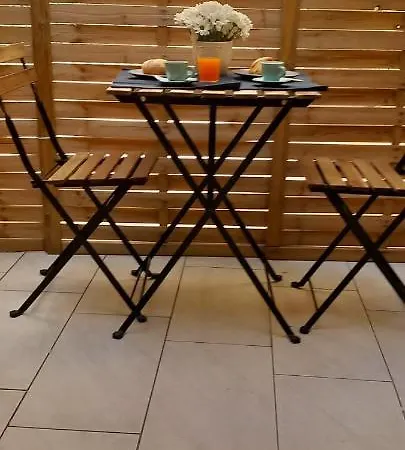 La Raja Apartment